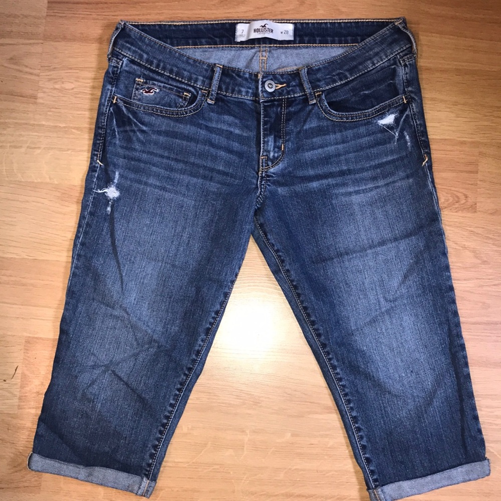 Hollister capris size 7 w28